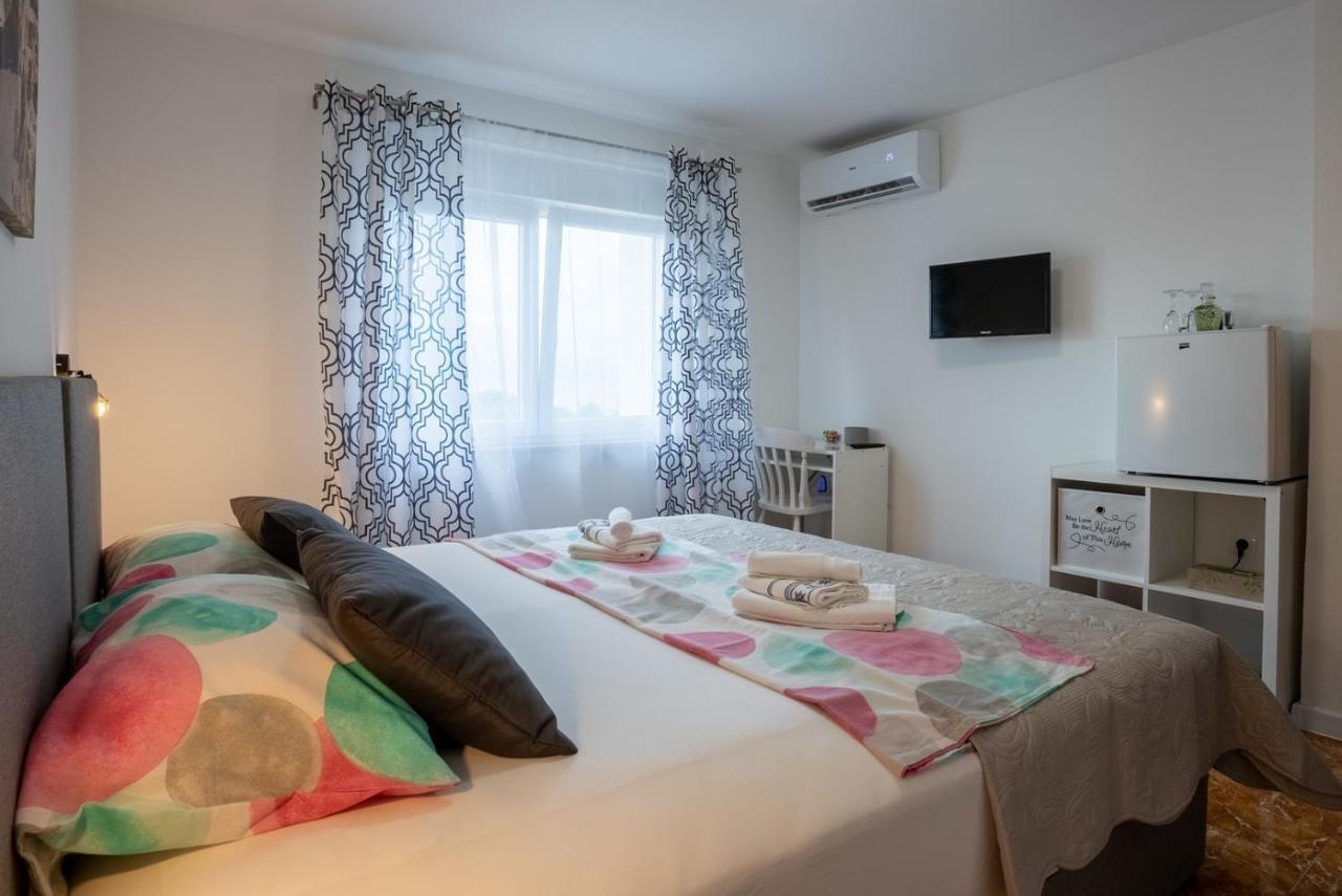 Restaurant & Rooms Nino Porat  Exterior foto